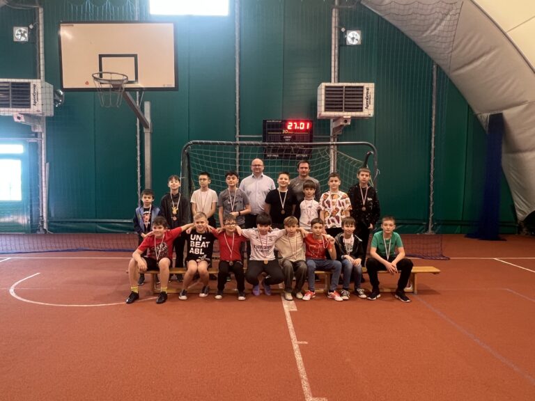 Szkolny turniej piłki nożnej dla klas IV – VIII